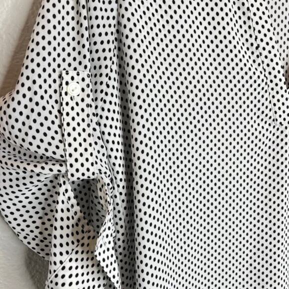 The Limited X-Small White Top Black Dot V-Neck Long Sleeve Layered Blouse - Picture 2 of 8